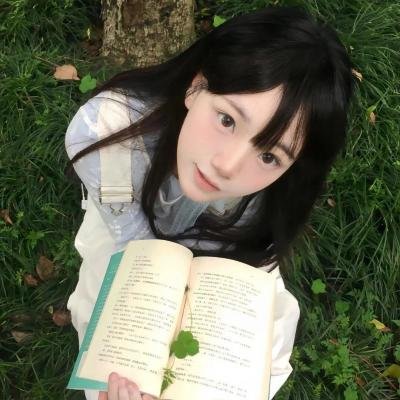 小姑娘艾萝依